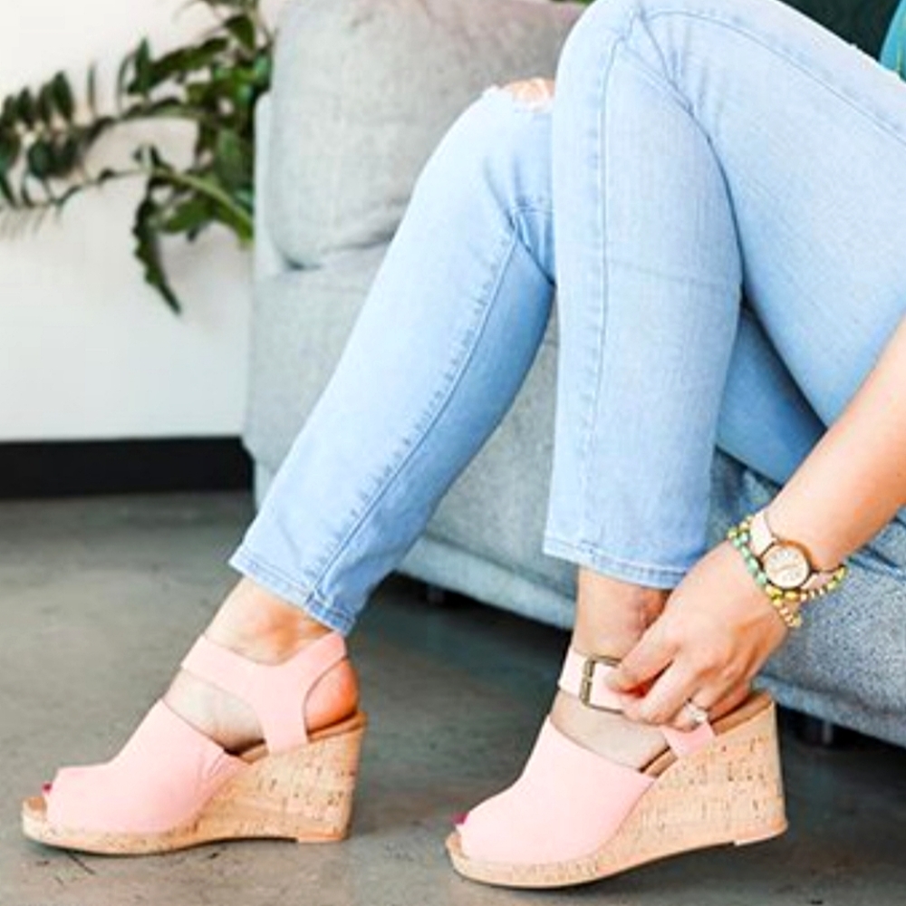 TOMS Coral Pink Suede Tropez Wedges Size 8.5 NWOB